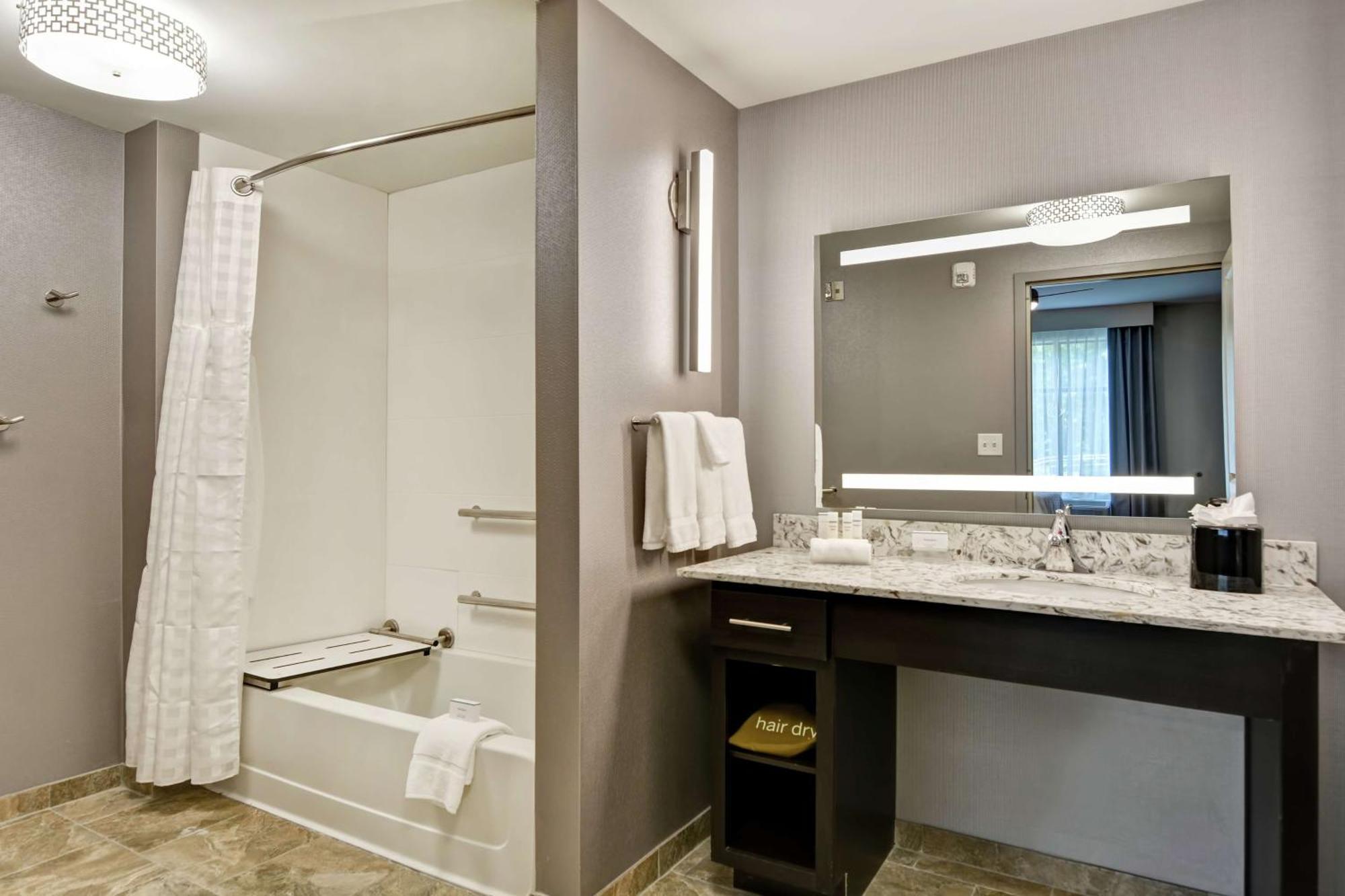 Homewood Suites By Hilton Пъкипсий Екстериор снимка
