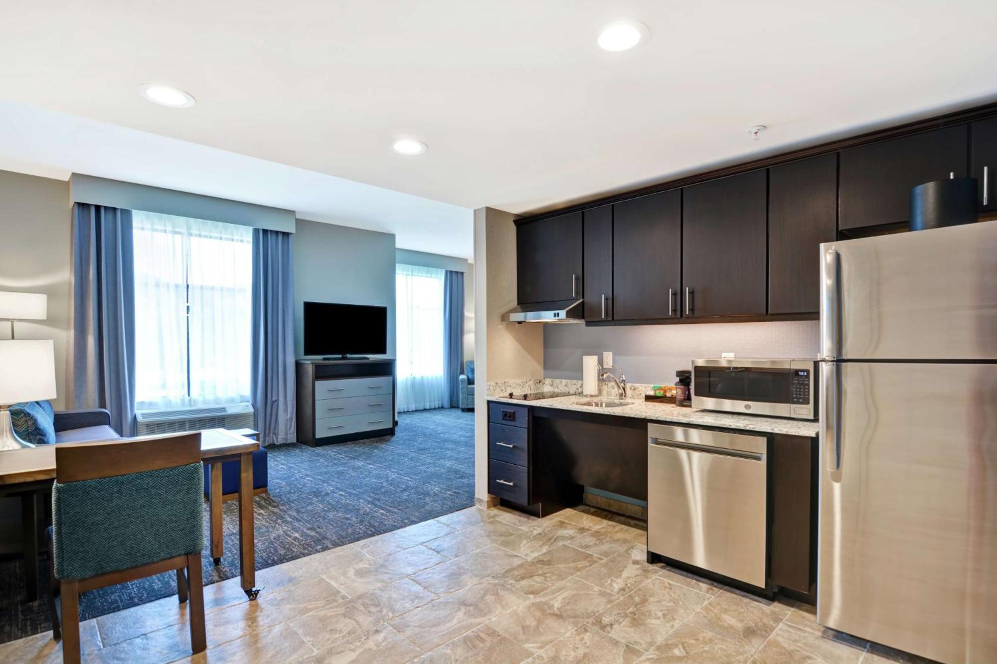 Homewood Suites By Hilton Пъкипсий Екстериор снимка