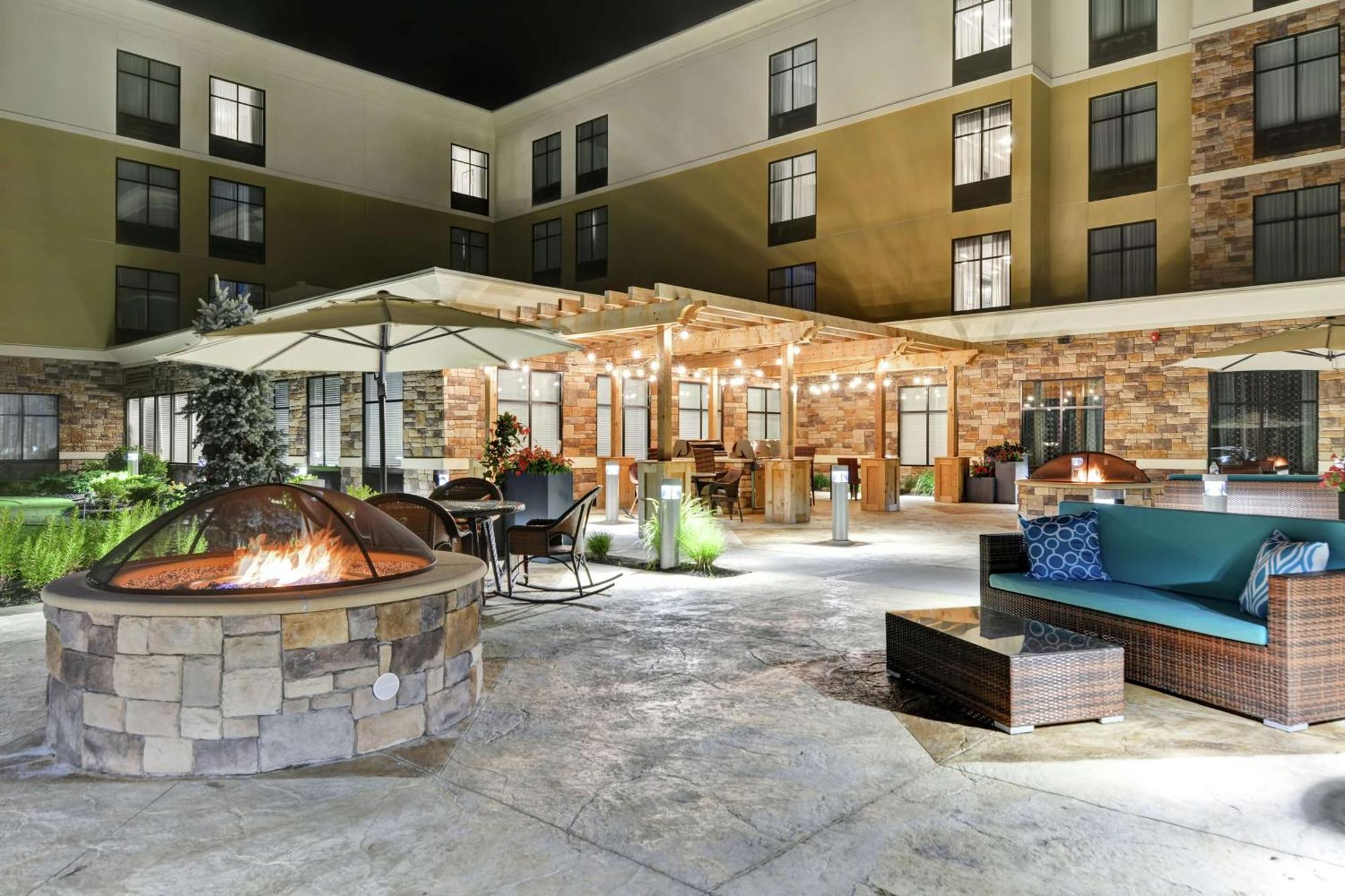 Homewood Suites By Hilton Пъкипсий Екстериор снимка