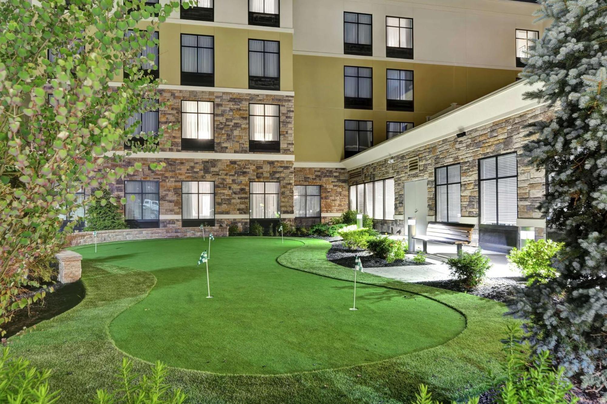 Homewood Suites By Hilton Пъкипсий Екстериор снимка